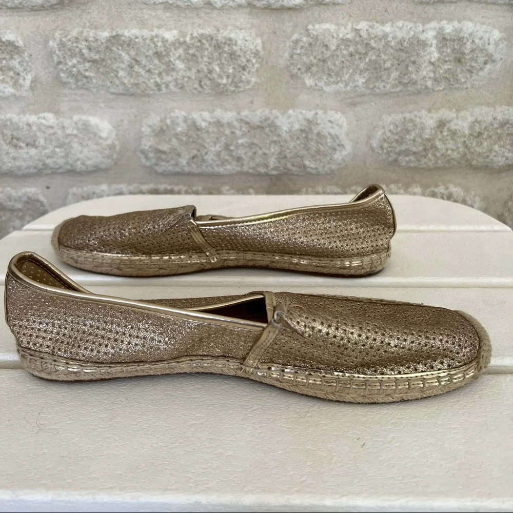 Michael Kors Kendrick espadrilles flats gold leather perforated metallic 8.5